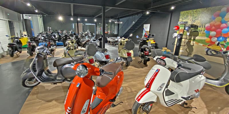 agencement et aménagement d'un magasin moto