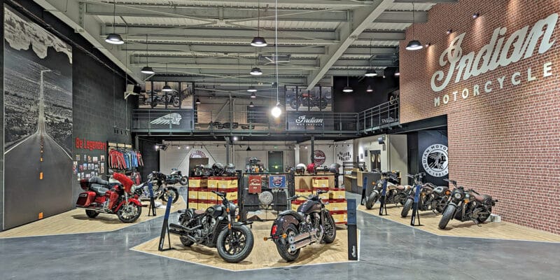 agencement magasin moto