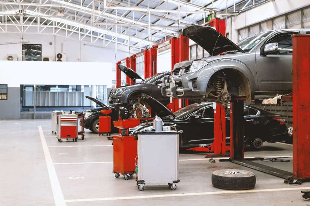 agencement garage automobile