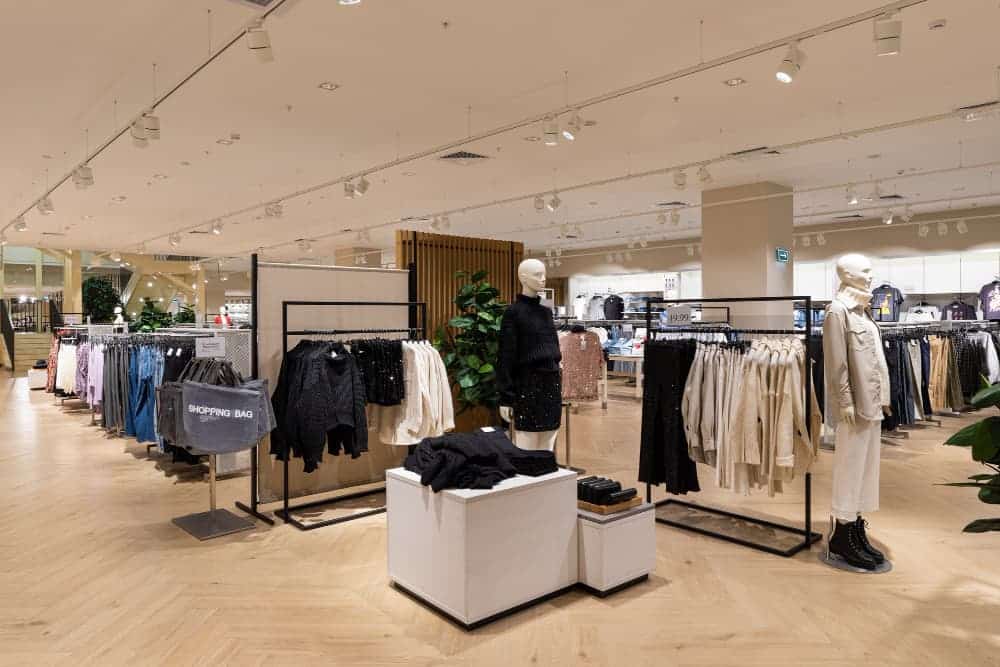 aménagement magasin de luxe