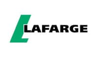 Logo de Lafarge représentant un grand "L" vert à côté du nom de l'entreprise "LAFARGE" en noir, le tout sur fond blanc.